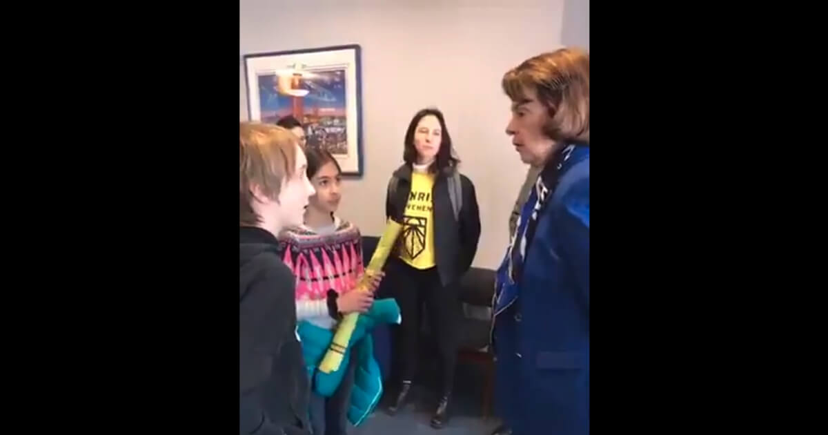 kids confronting Feinstein