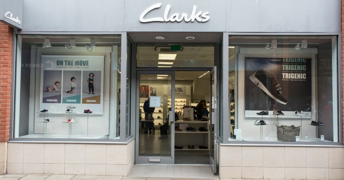 shoe warehouse clarks