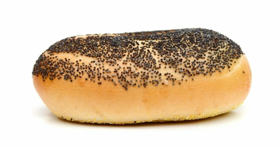 Eating Poppy Seed Bagel Hours Before Giving Birth Reportedly