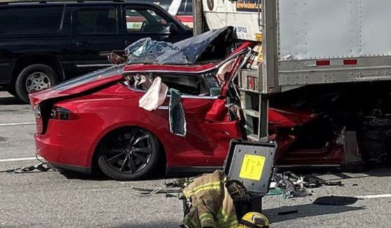 A fatal crash occurred on Wednesday in Gainesville, Florida, when a Tesla crashed into an 18-wheeler.