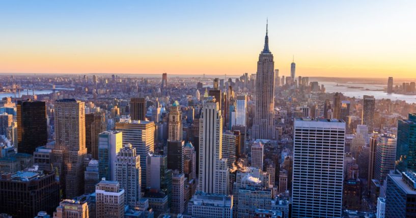 Photo of NYC Skyline on Good Friday 1956 Shows How Much the US Has Changed