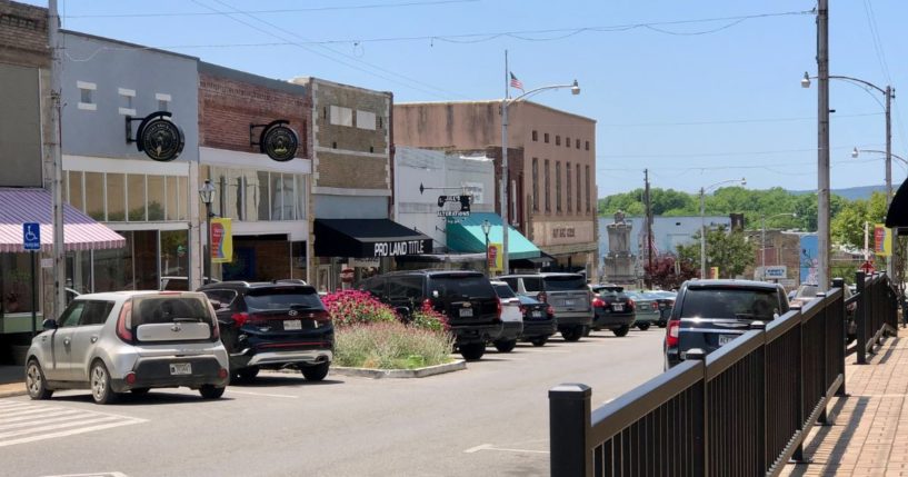 A block in Downtown Batesville, Arkansas, where an incident with street preacher Jeremy Anders took place.