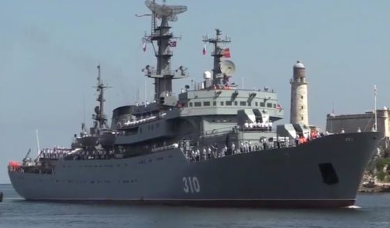The Russian warship the Perekop arrives in Havana on Tuesday.