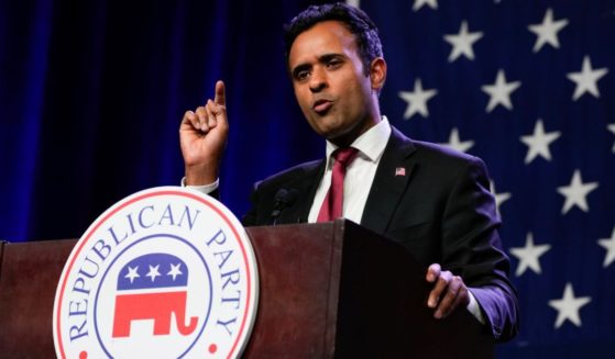 Republican presidential candidate and businessman Vivek Ramaswamy speaks at the Republican Party of Iowa's 2023 Lincoln Dinner in Des Moines, Iowa, on Friday.