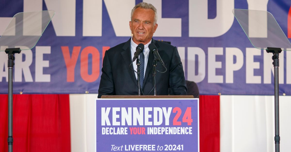 RFK Jr. Ditches Democrats, Announces Presidential Run as Independent