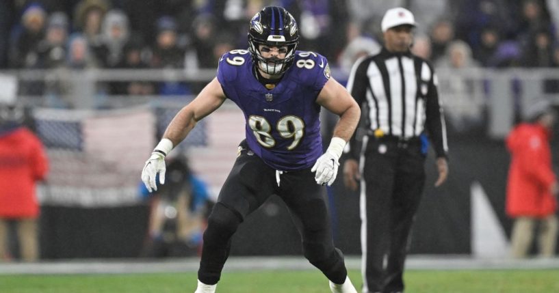 Ravens tight end Mark Andrews on the field during a game