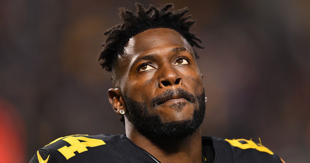 Antonio Brown looks on during the Pittsburgh Steelers' game against the New England Patriots at Heinz Field on Dec. 16, 2018.