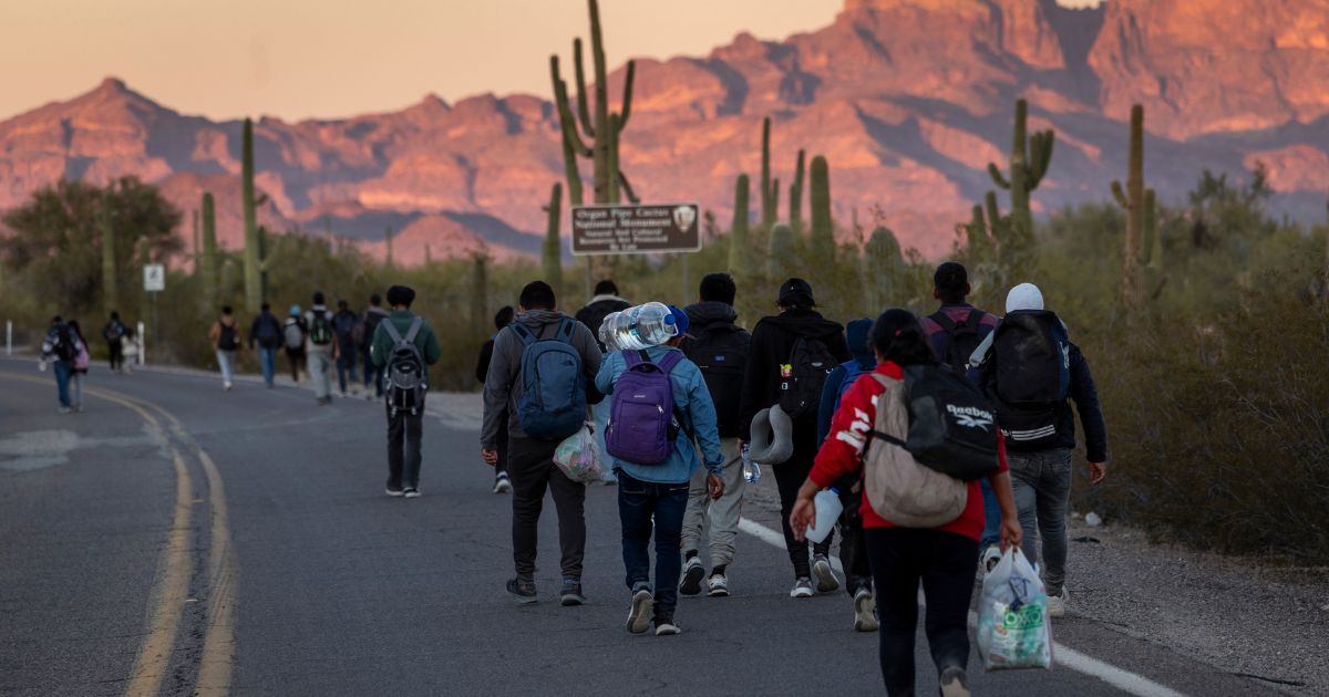 Report: Facebook Facilitating Illegal Immigrants’ US Entry with Border Crossings and Fake Work Credentials