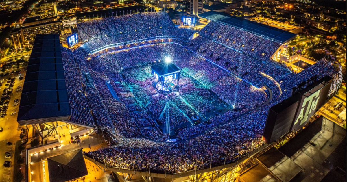 George Strait Sets Record for Biggest Ticketed Concert in US History