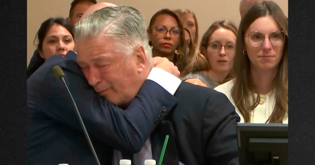 Just in: Alec Baldwin Left in Tears After Judge’s Ruling in ‘Rust’ Manslaughter Case – ‘Only Warranted Remedy’