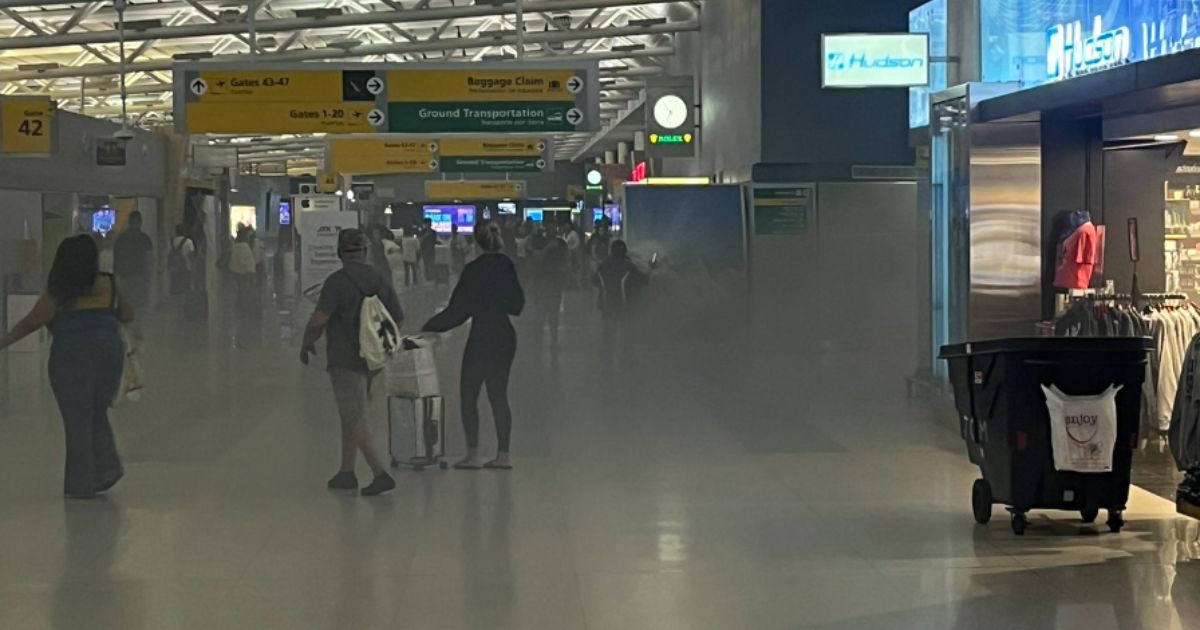 Fire at JFK Airport Causes Chaotic Scene in Terminal and on Tarmac