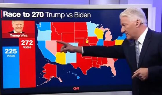 John King points to an electoral map on CNN.