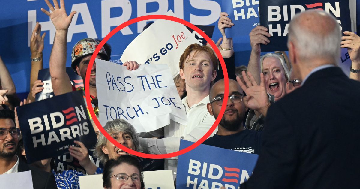 Camera Catches Sign Begging Joe to Step Aside RIGHT BEHIND HIM at ‘I’m Running’ Speech