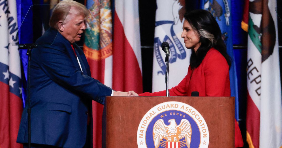 Tulsi Gabbard Officially Joins Team Trump, Vows to Work to ‘Save Our Country’