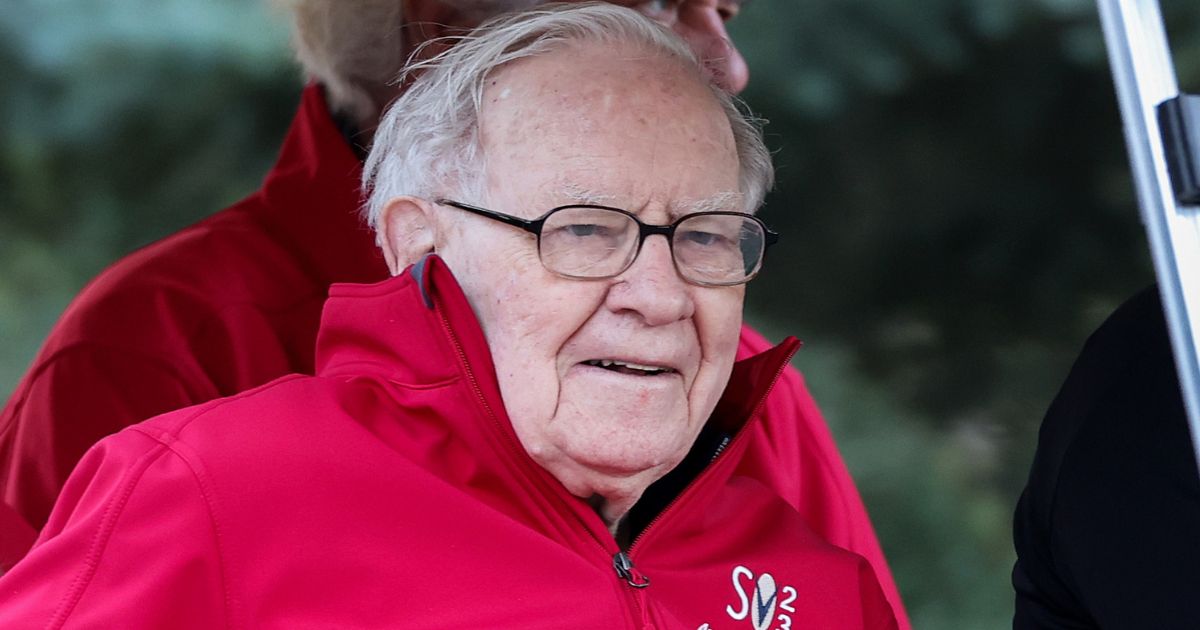 Warren Buffett’s Weekend Move Foreshadowed Monday’s Stock Tumble, And It Could Point to Something Even Worse