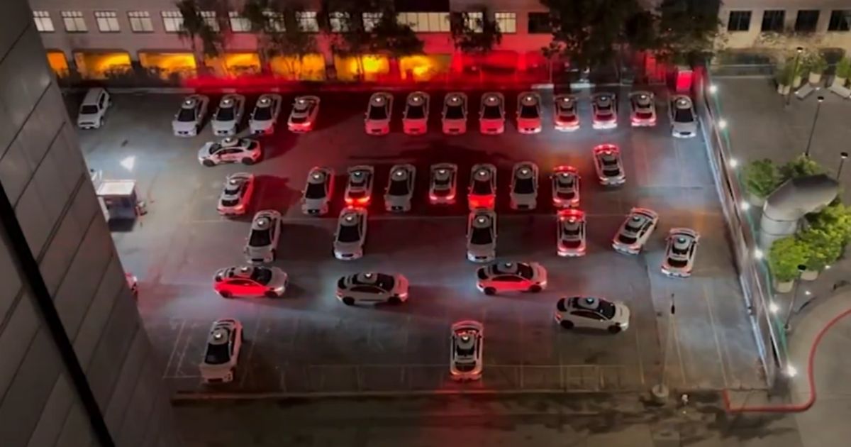 Parking Lot Full of Self-Driving Cars Turns Into Nightmare Situation for Neighbors: ‘Absurd’