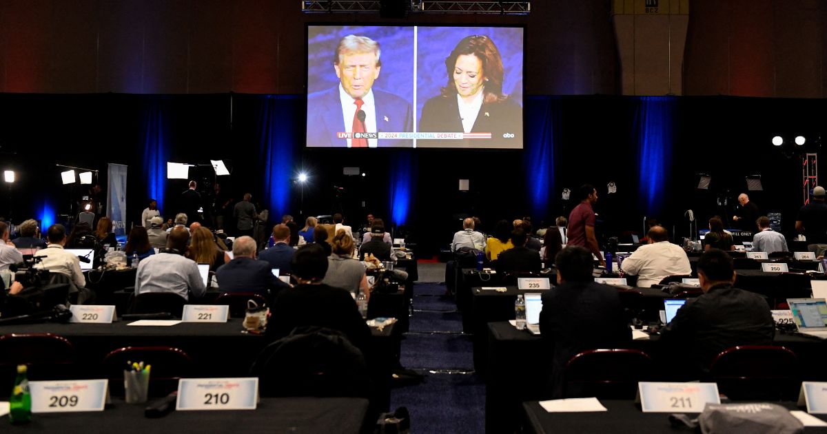 ABC Breaks Its Own Rules Less Than 30 Minutes Into Debate