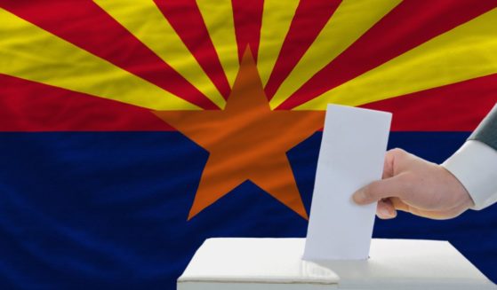 A recently discovered error regarding proof of citizenship for voter registration has Arizona officials disagreeing over how to proceed.