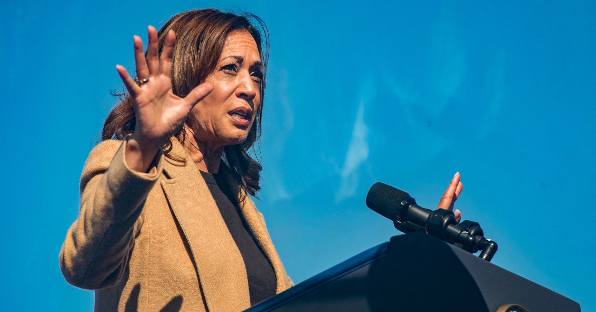 Dem Insiders Are Reportedly Freaking Out Over Kamala Harris’ Debate Chances: ‘People Are Extremely Anxious’