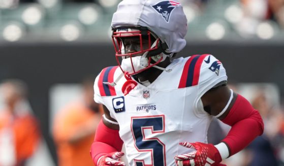 Jabrill Peppers of the New England Patriots warms up before a game against the Cincinnati Bengals in Cincinnati, Ohio, on Sept. 8.