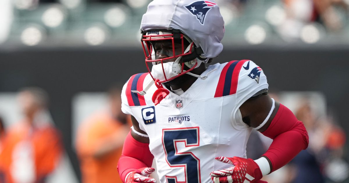 Jabrill Peppers of the New England Patriots warms up before a game against the Cincinnati Bengals in Cincinnati, Ohio, on Sept. 8.