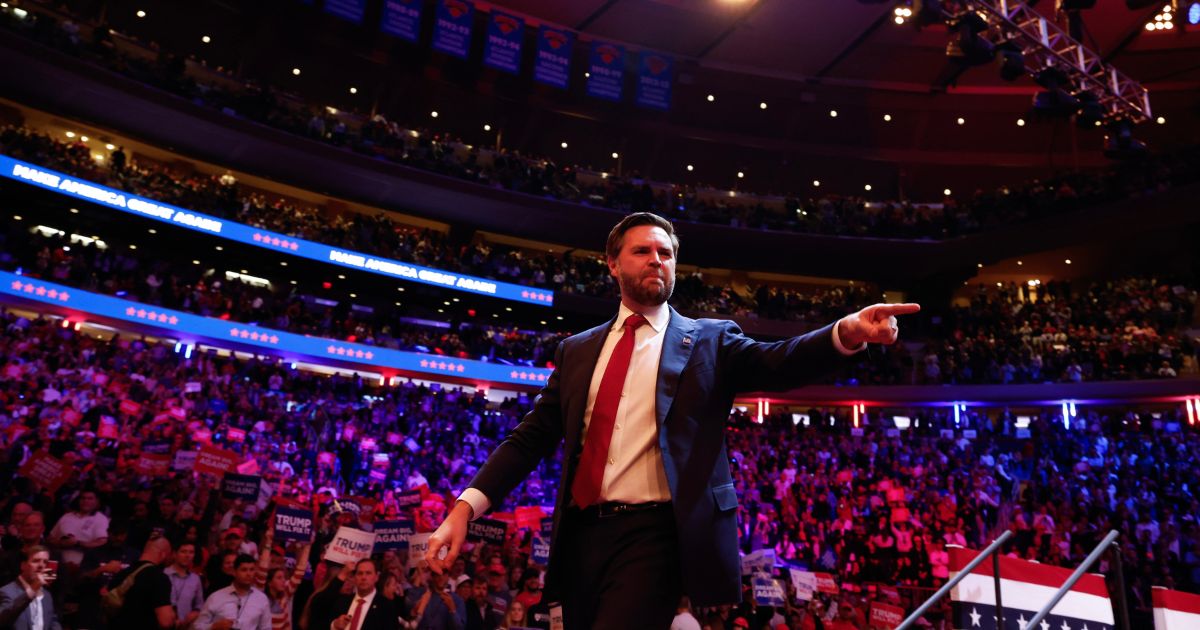 Madison Square Garden Crowd Howls with Laughter as JD Vance Reads Kamala Harris Quote ‘Word for Word’