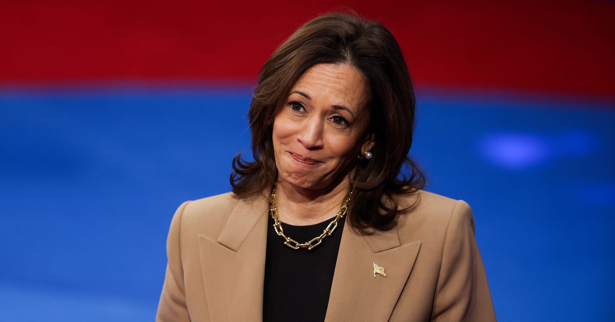 Look: Vogue Magazine Unveils ‘Candidate for Our Times’ Cover of Kamala, Promptly Gets Eviscerated