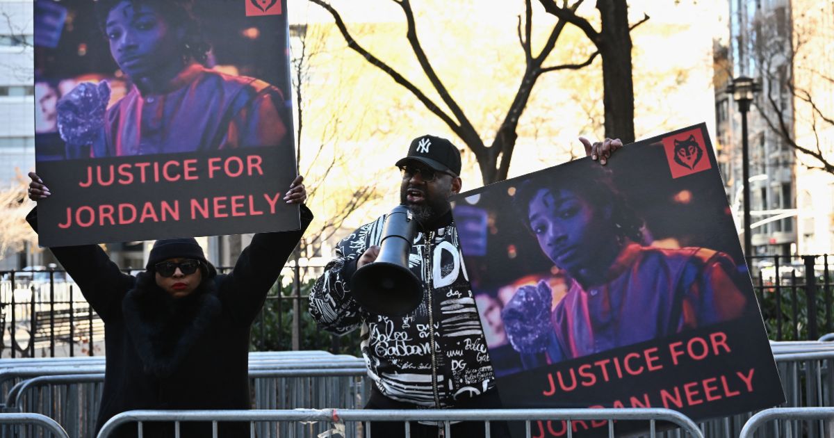 Chaos Erupts at Courthouse After Daniel Penny Acquittal – BLM Leader Calls for ‘Black Vigilantes’