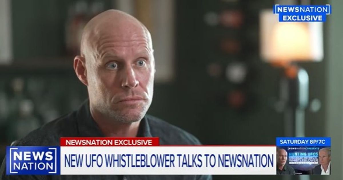 Air Force Vet Testifies to Recovering Alien Craft – ‘It Was Not Human’ – Says Officials Later Confirmed NHI (Non-Human Intelligence) Involved