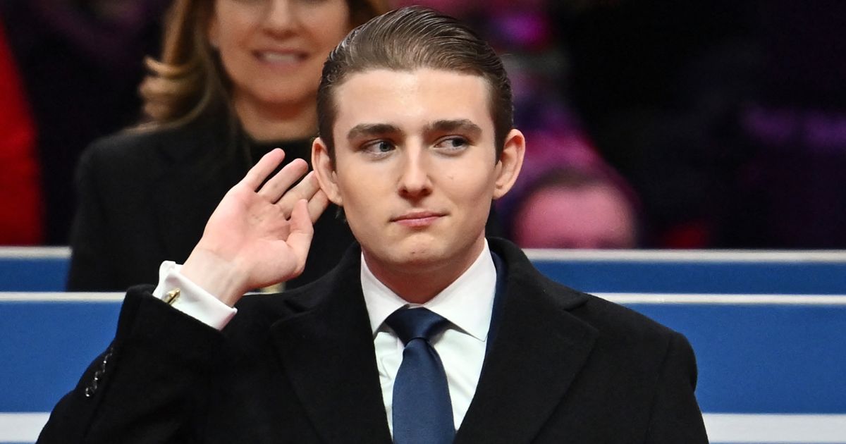 Arena Erupts as Barron Pulls Classic Hand-to-Ear Move to Excite the Crowd