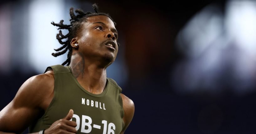 Khyree Jackson runs the 40-yard dash during the NFL Combine in Indianapolis, Indiana. on March 1, 2024.