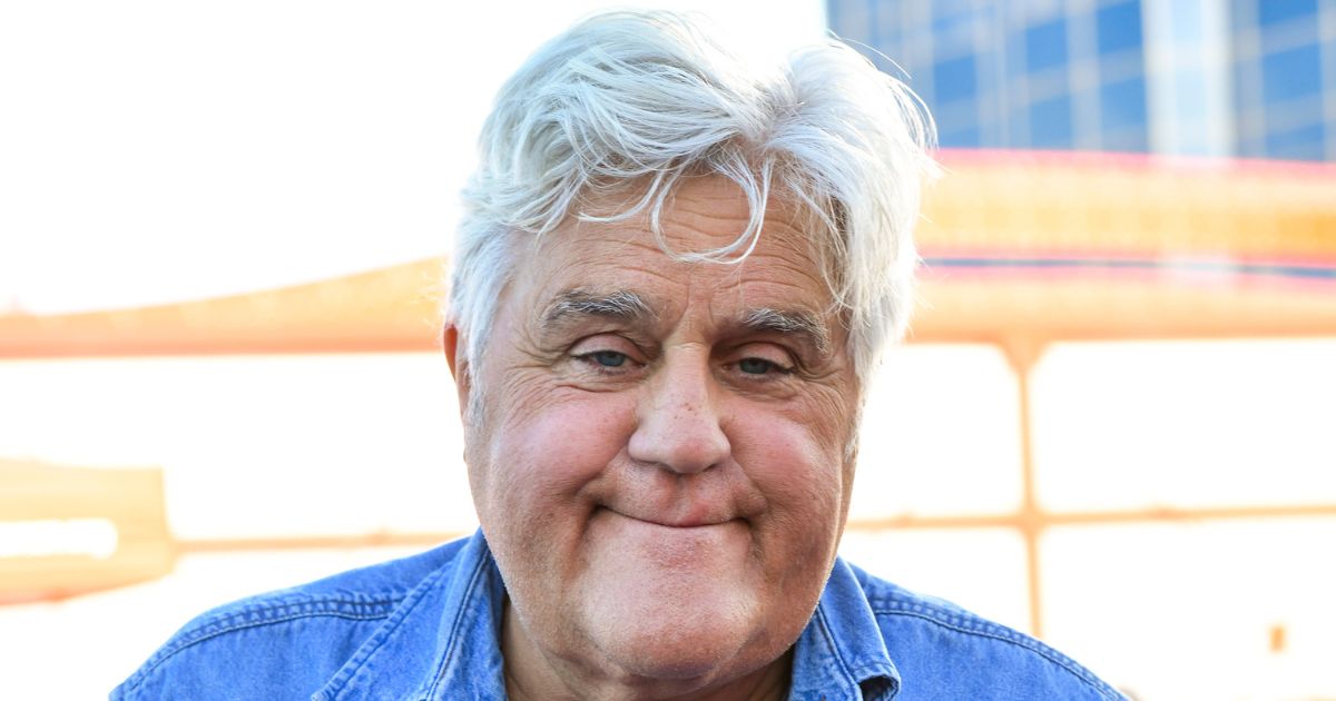 Jay Leno Hops in His Own Fire Truck and Volunteers to Help as Hollywood Fires Rage