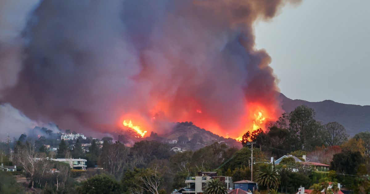 Footage of California Wildfire Shows Entire Neighborhoods Completely Wiped Out, Goes Viral