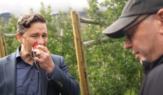 Over one year ago, Conservative Canadian politician Pierre Poilievre, sometimes called Canada's Donald Trump, turned an interview on its head with a few pointed questions, a smirk, and an apple.