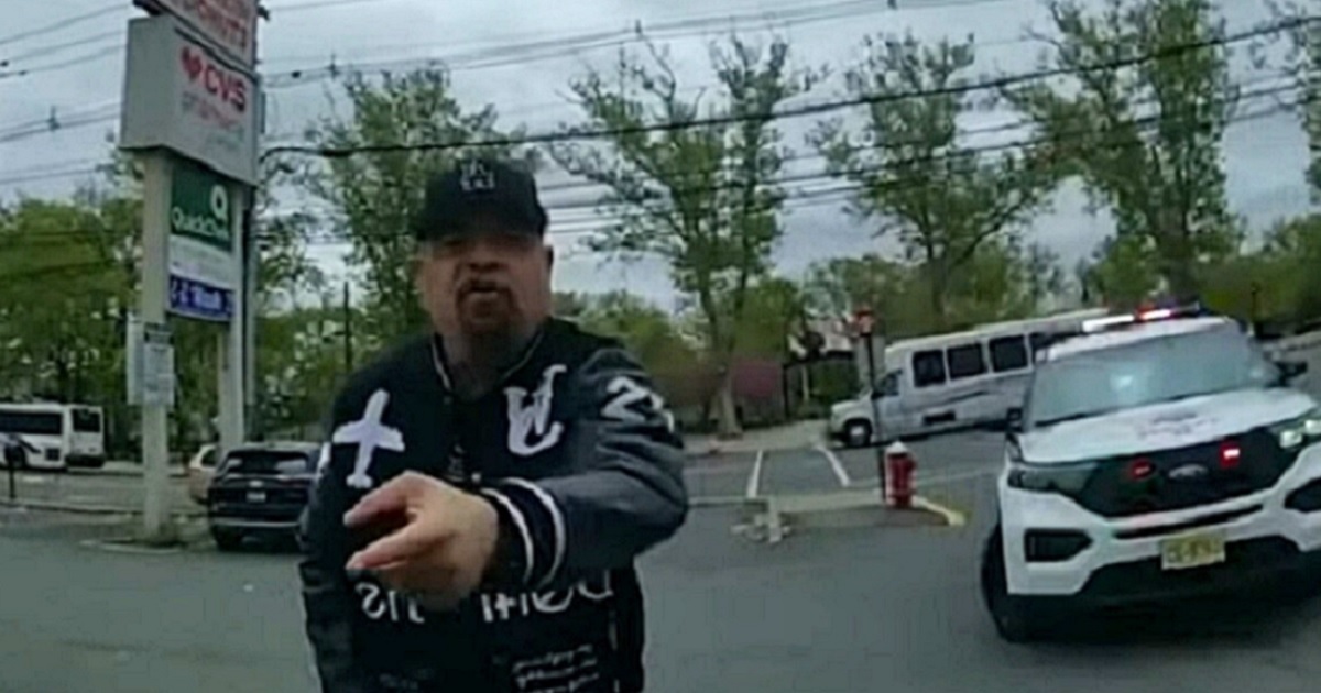 Rapper Ice-T Goes Off on Deputy and Pays the Price, Even the Sergeant Tells Him There’s Nothing He Can Do