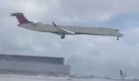 New video shows the moments before Delta Connection flight 4819 flipped over and burst into flames when landing at Toronto Pearson International Airport on Monday.