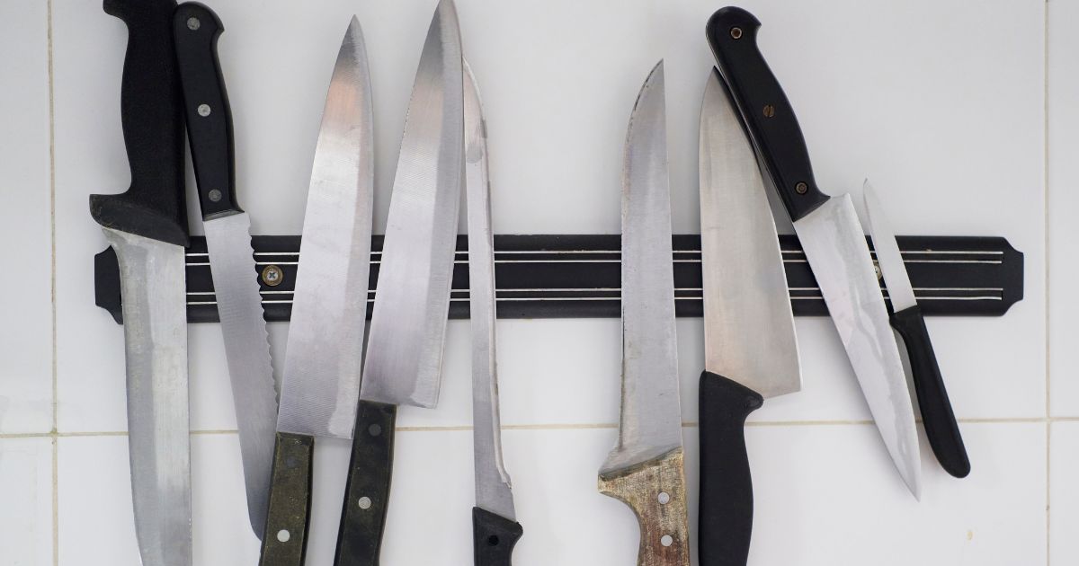 UK Considering Pointed Knife Ban in Desperate Attempt to Fight Terrorism