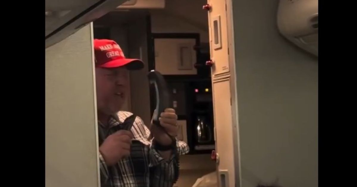 Watch: Heartwarming Moment Man in MAGA Hat Leads Entire Plane in ‘God Bless the USA’