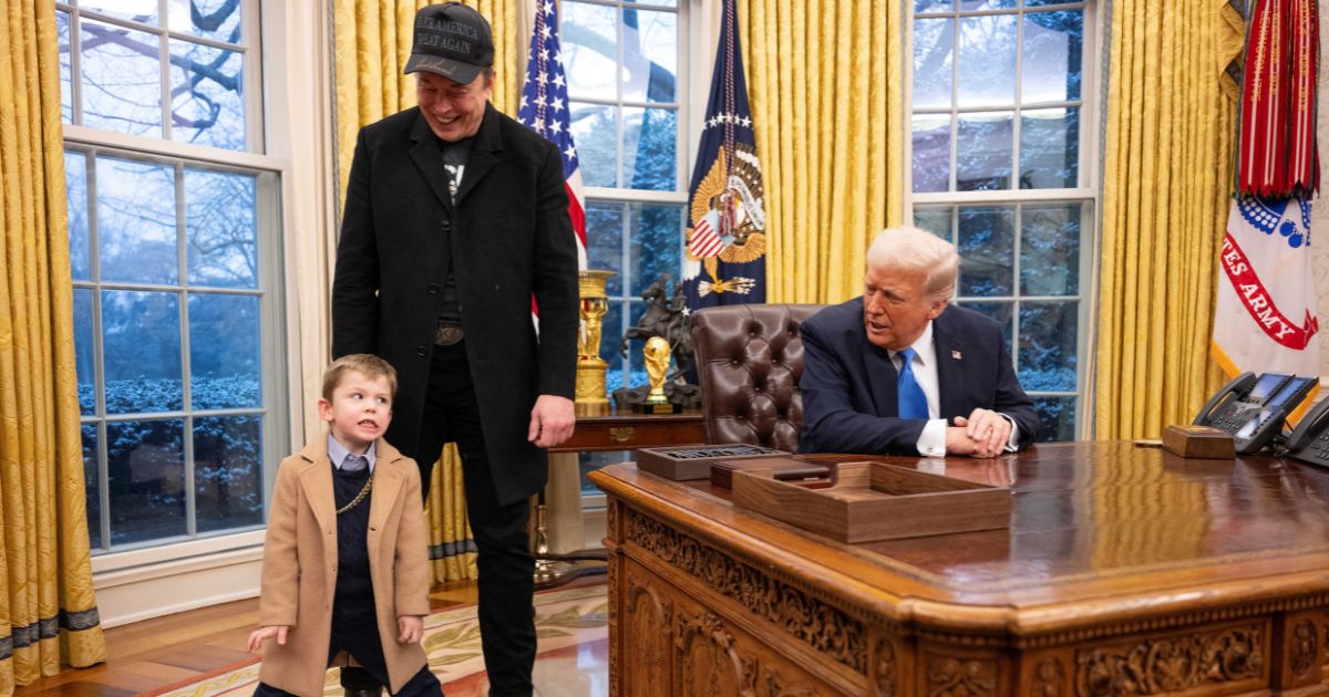 Watch: Elon’s Son, 4, Steals Show in Oval Office with Hilarious Routine as Dad, Trump Save America