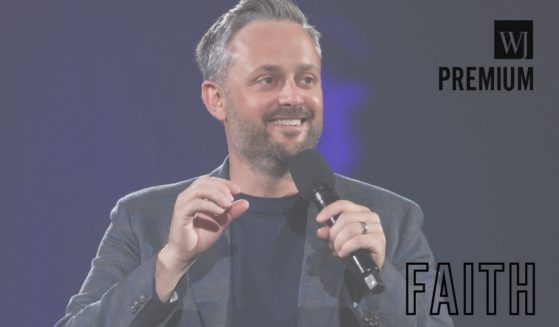 Nate Bargatze speaks onstage during the 2024 Robin Hood Benefit in New York City on May 13.