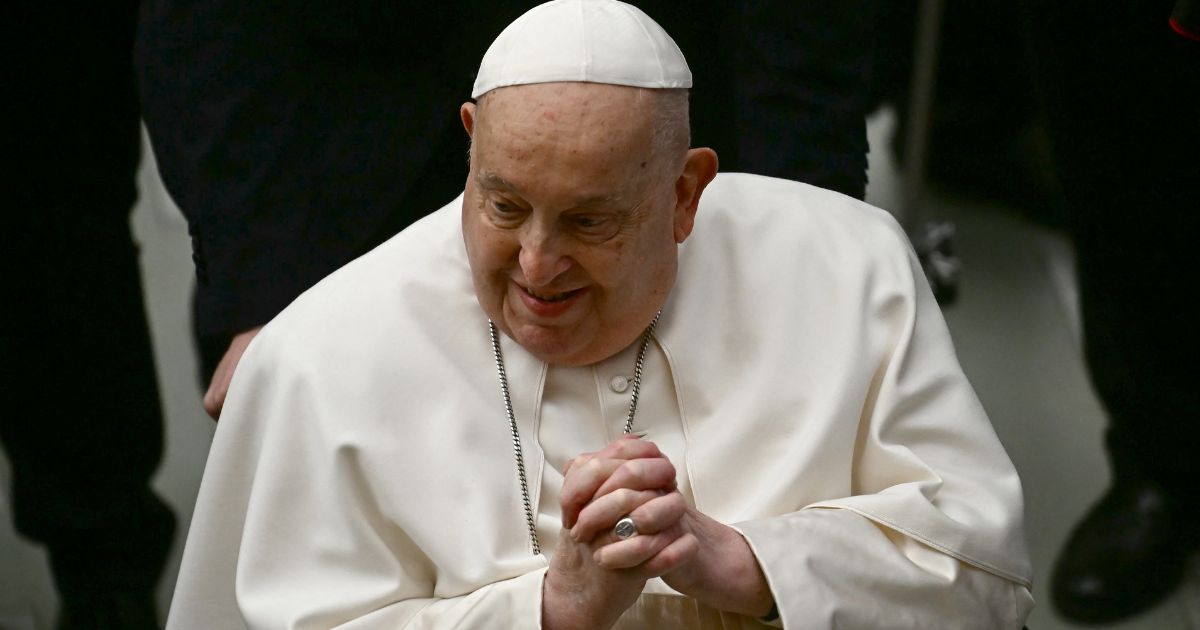 Pope Francis Hospitalized, ‘Struggling to Speak’: Report