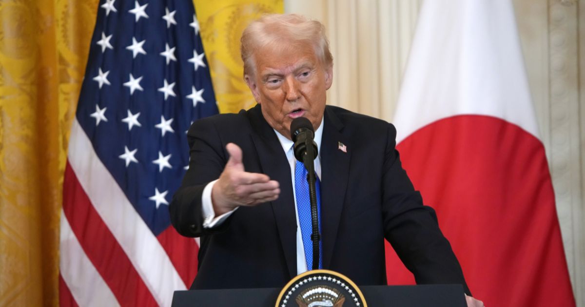 Watch: Trump Makes Huge US Steel Announcement, Moment Recalls Workers Flooding Stage to Thank Him