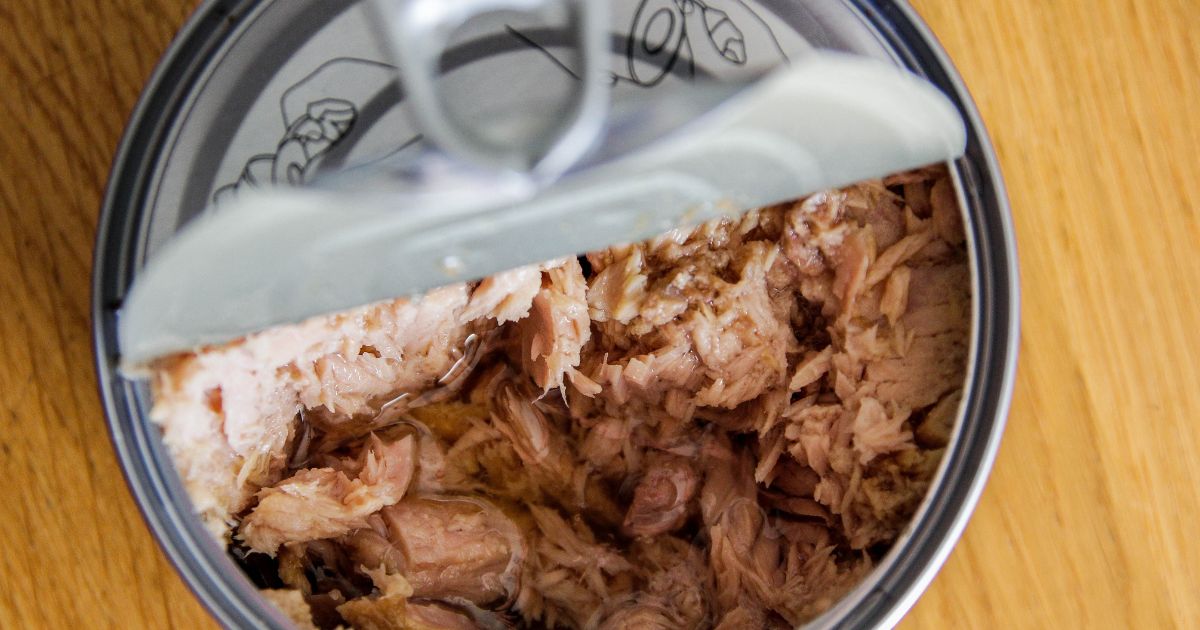 Massive Tuna Recall Across 26 States – There Is Something Wrong with the Cans