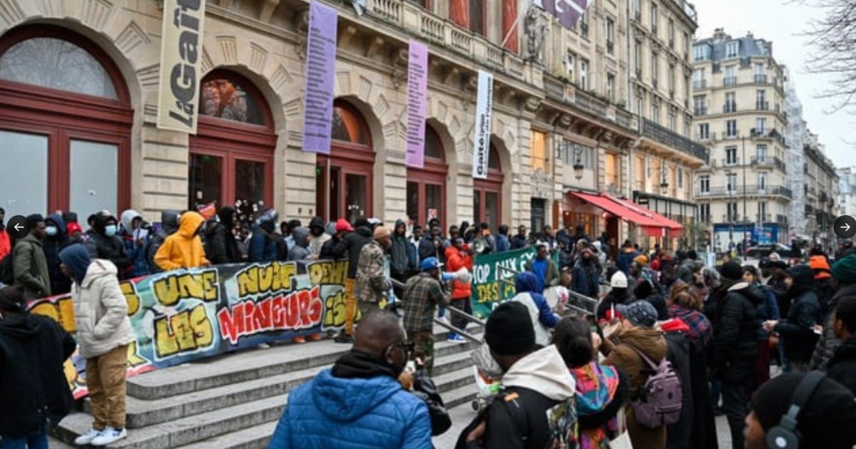 Libs Invite African ‘Refugees’ to Their Theater: New Occupants Turn It Into Sex Den, Refuse to Leave, Bankrupt the Company